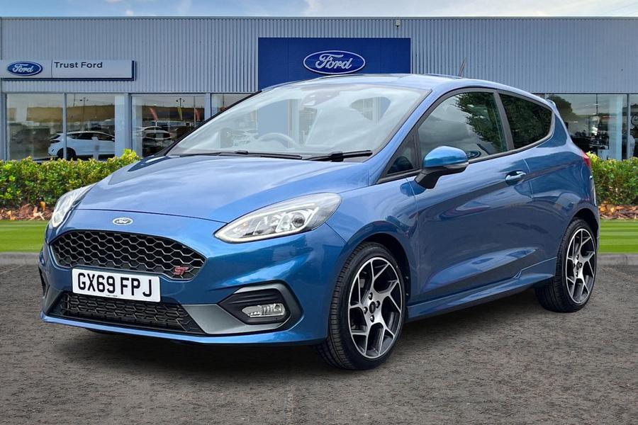 Ford FIESTA Photo autoimg-5349b759b8ef77aca1d4297d5c44723bb6737d65.jpg