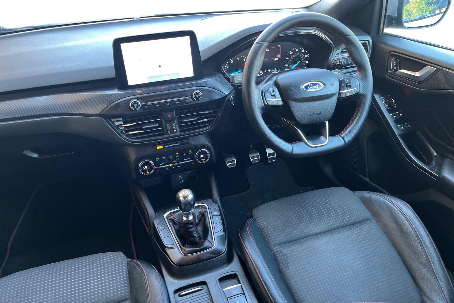 Ford Focus Photo 10