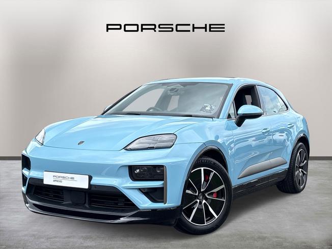 PORSCHE Macan Photo 3