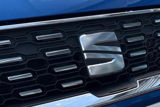 SEAT Ibiza Photo 35