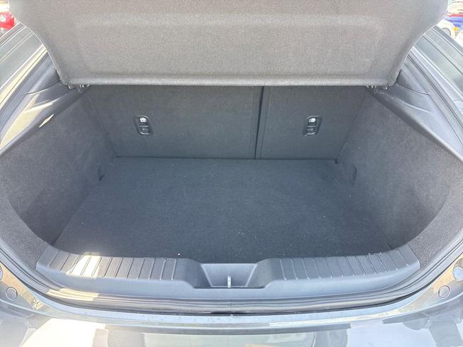 MAZDA Mazda3 Photo 12