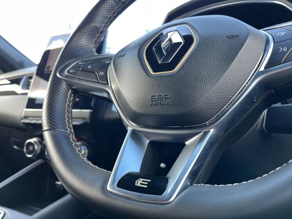 Renault Captur Photo autoimg-5357c47498e35501e03088169bb80d6c7ee7c8c6.jpg