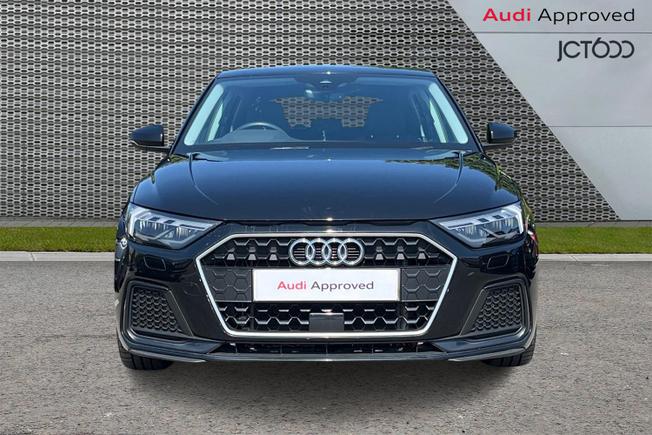 AUDI A1 Photo 8