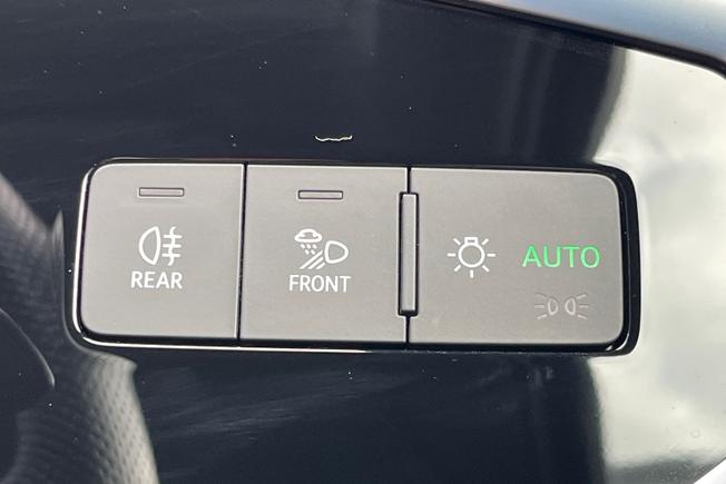 AUDI Q3 Photo 32