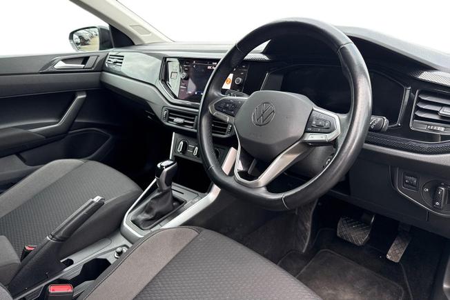 VOLKSWAGEN Polo Photo 6