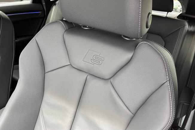 AUDI Q3 Photo 49