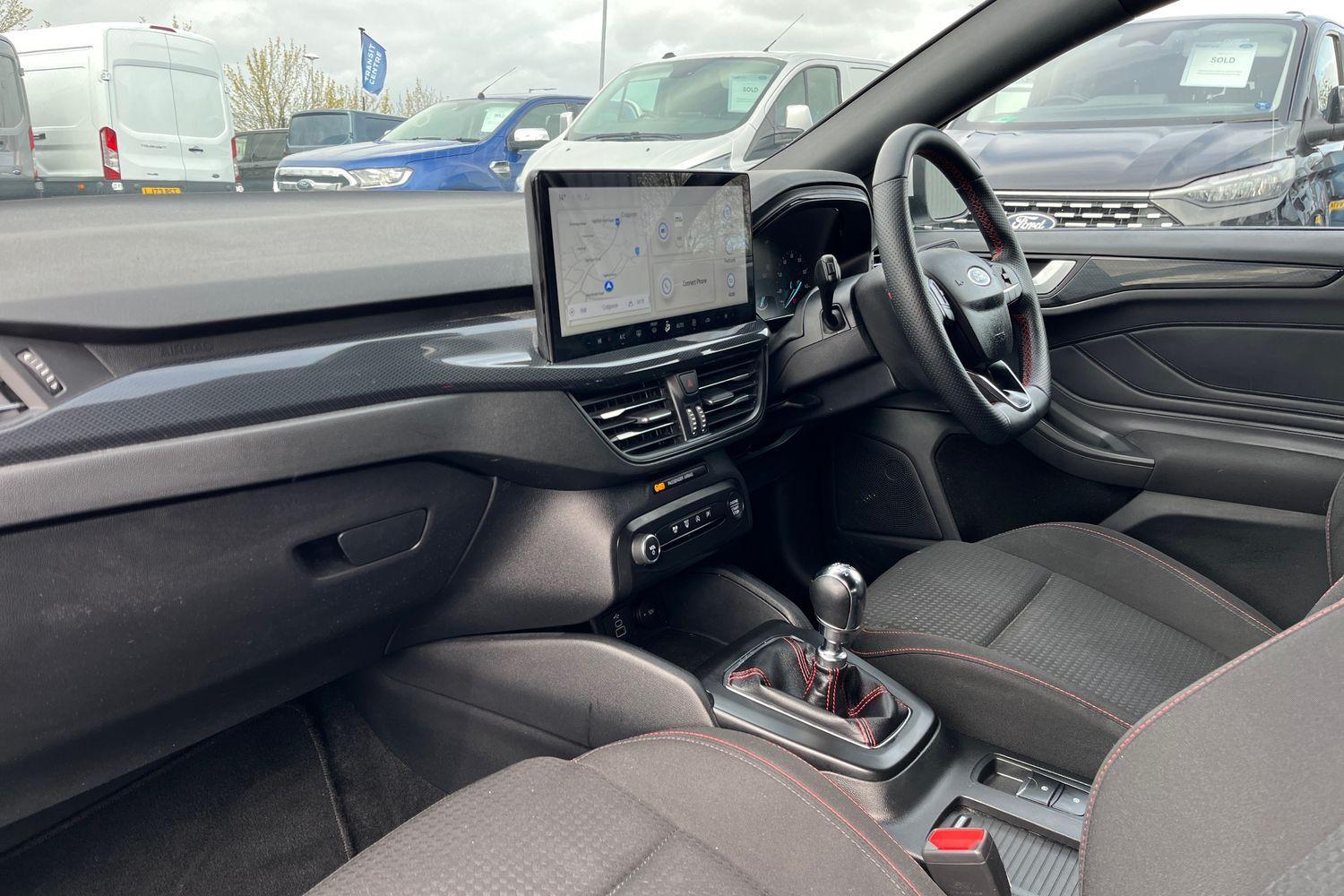 Ford FOCUS Photo 17