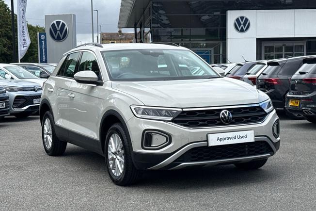 VOLKSWAGEN T-Roc Photo 40