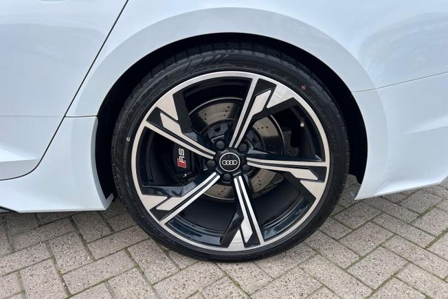AUDI RS5 Photo 27