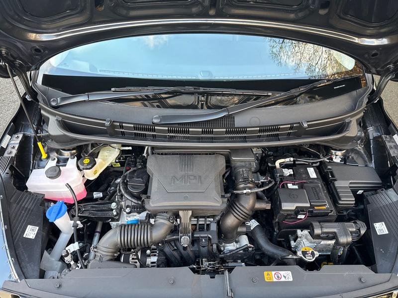 Used Hyundai i10 DV74NXL 36