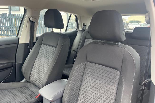 Volkswagen T-Cross Photo 30