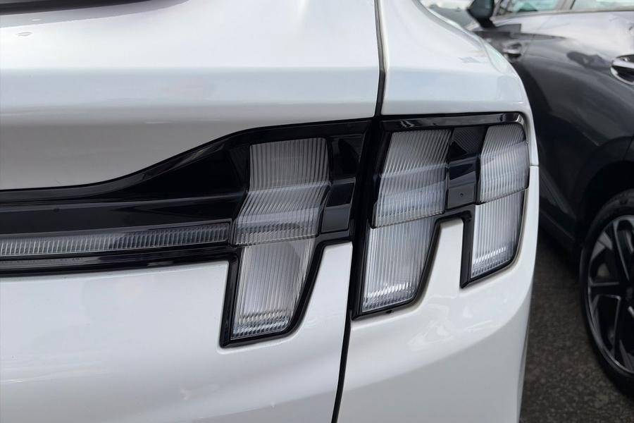 Ford MUSTANG MACH-E Photo autoimg-536da8c199e00993699e3c648c126e039bf52365.jpg