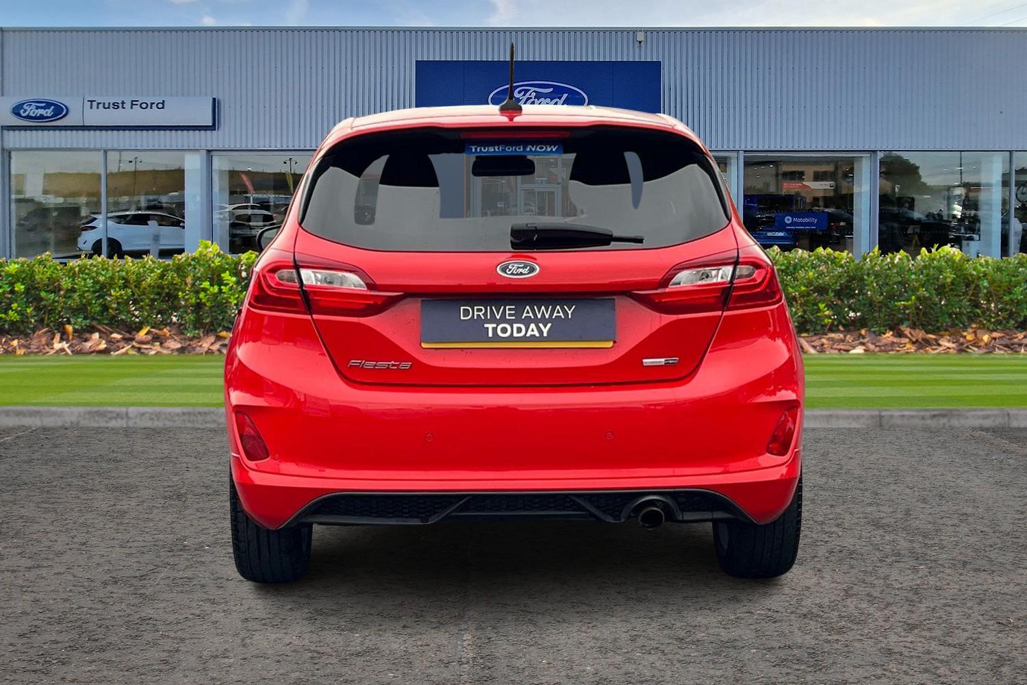 Ford Fiesta Photo 6