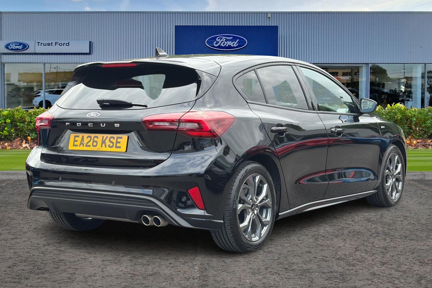 Ford FOCUS Photo 3