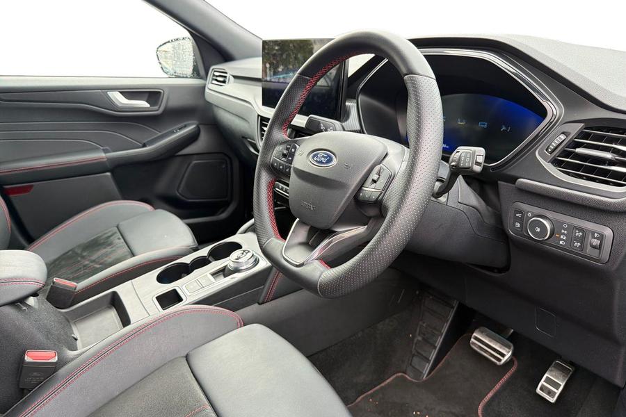 Ford KUGA Photo autoimg-5381981f3749b8fa1940d9445124af87bfdb58a2.jpg