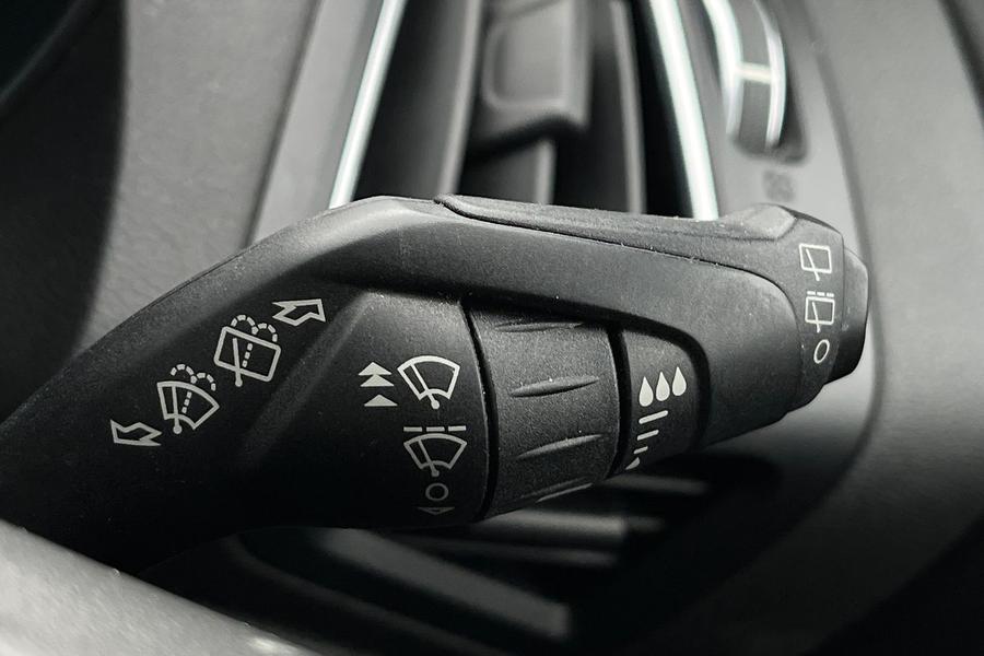 Ford KUGA Photo autoimg-5382f3411ebc2675e9ecde93253779fc850f606f.jpg