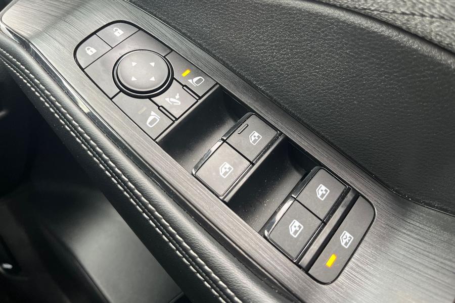 Nissan X-Trail Photo autoimg-538c97016a1cebee2fdcf8da09eccbf3eba21869.jpg