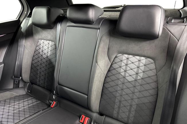 VOLKSWAGEN Golf Photo 9
