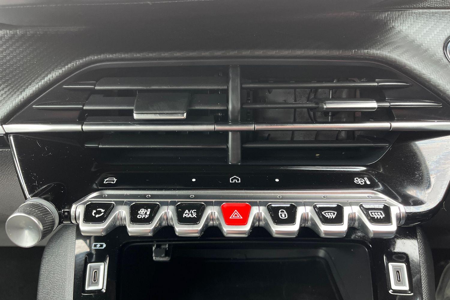 Peugeot 2008 Photo 30