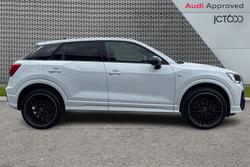 AUDI Q2 Photo 4