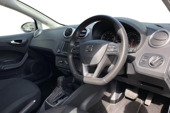 SEAT Ibiza Photo 6