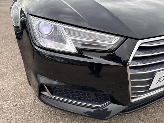 AUDI A4 Avant Photo 30