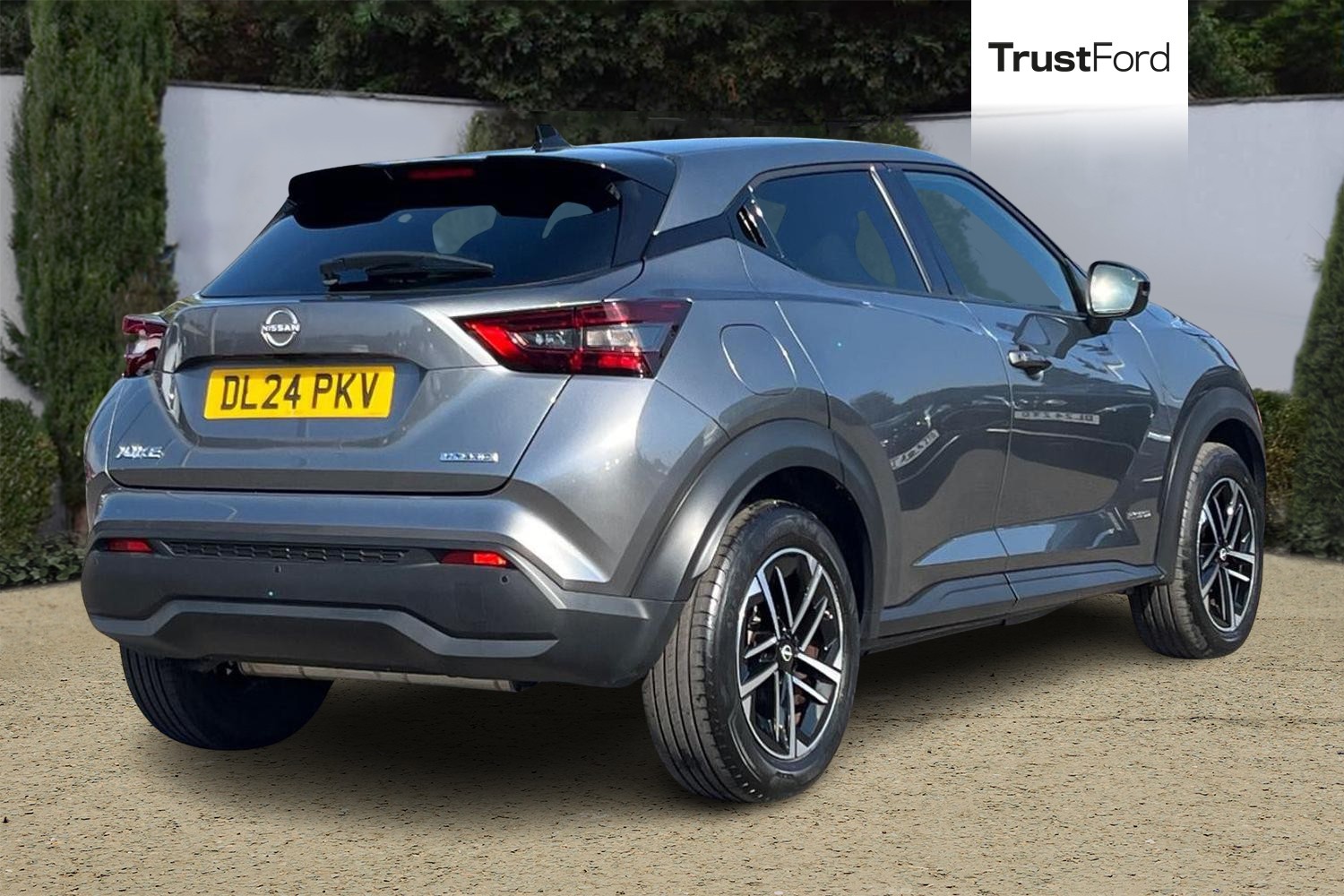 Nissan JUKE Photo 3