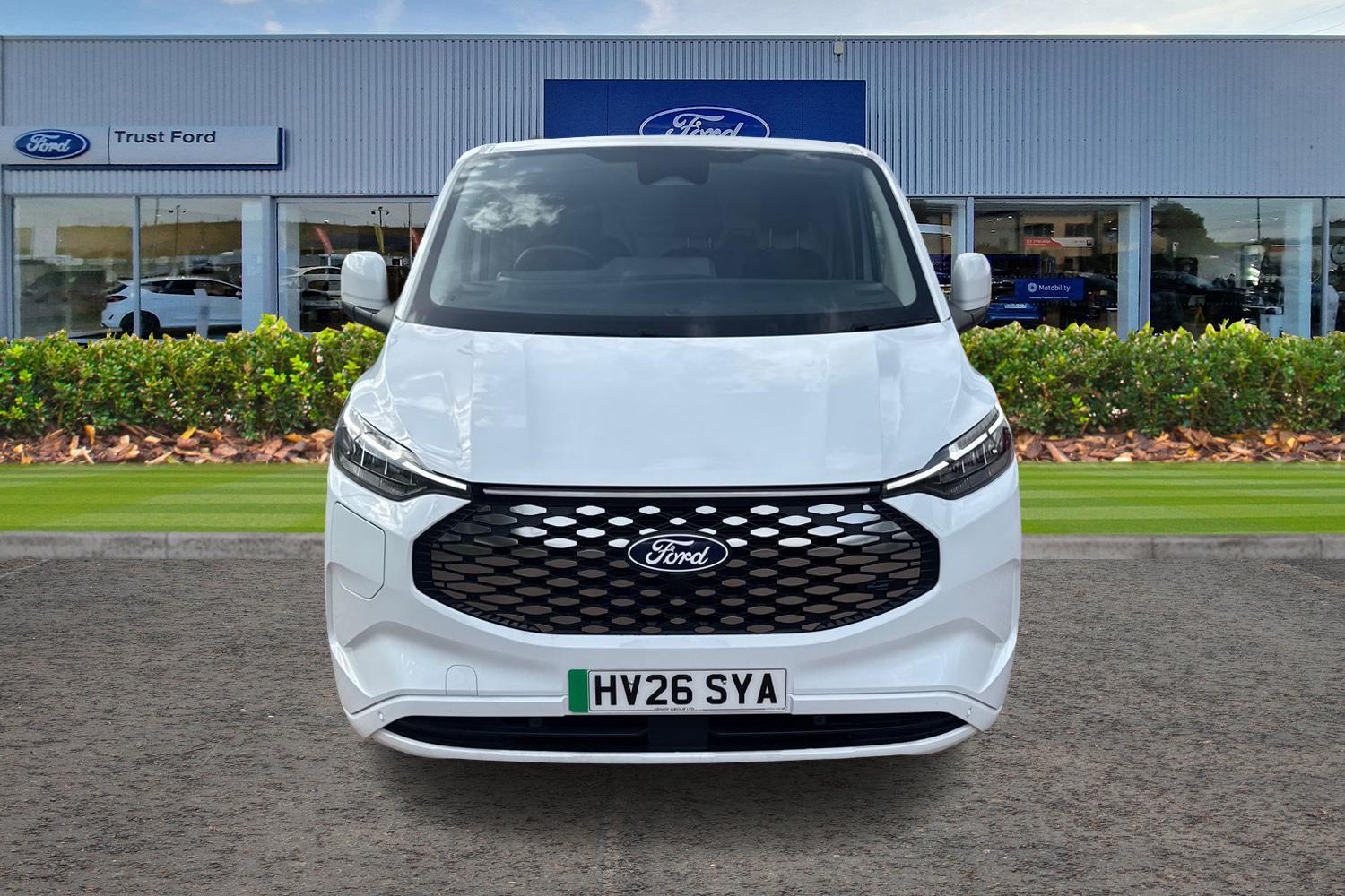 Ford E-TRANSIT CUSTOM Photo 11