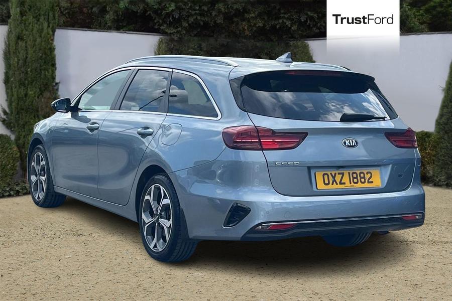 Kia CEED Photo autoimg-53a36bc5062c1e42bd8fd2ec5be42c594e587252.jpg