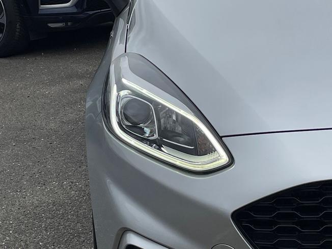 FORD Fiesta Photo 19