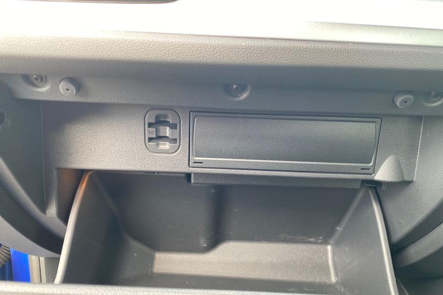 Volkswagen T-ROC Photo autoimg-53a8354d04be7c068d5e751f57e79014cc17f4ca.jpg