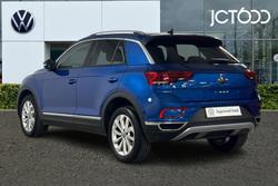 Volkswagen T-Roc Photo 3