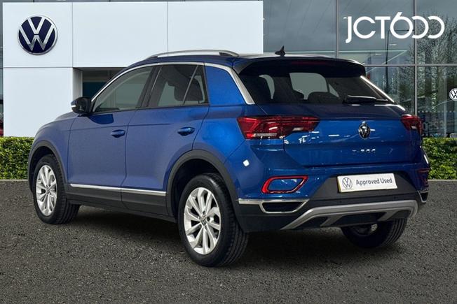 Volkswagen T-Roc Photo 3