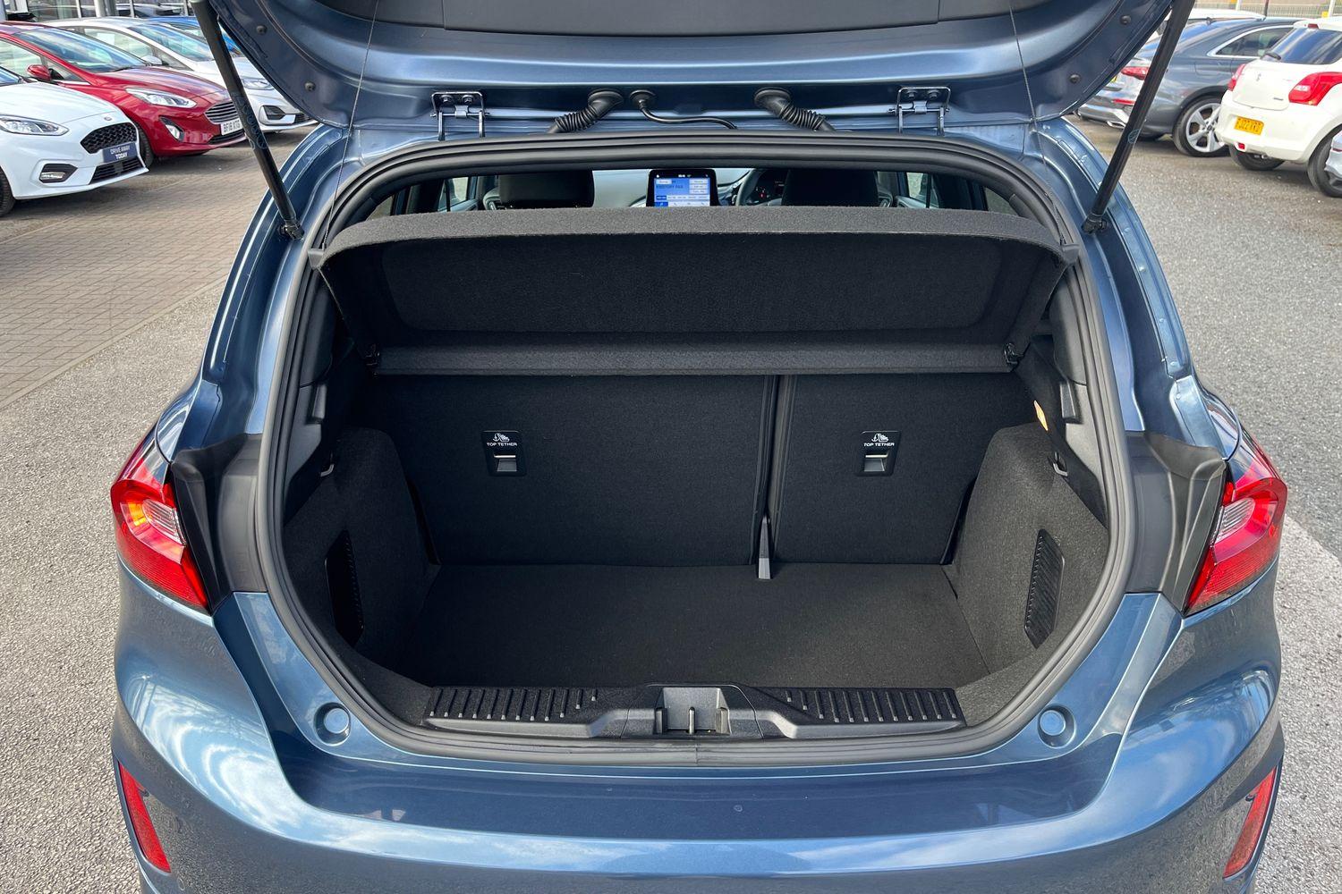 Ford FIESTA Photo 20