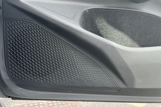 Volkswagen Golf Photo autoimg-53adfec7b67d84b13051ebf781b3845920f328e4.jpg