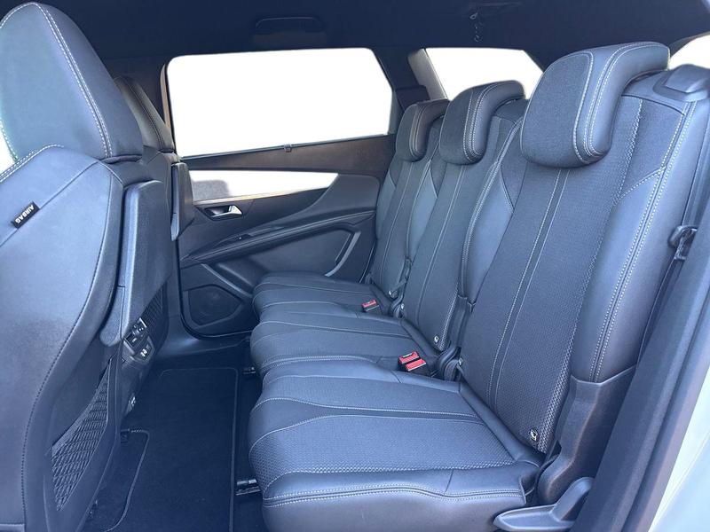 Used Peugeot 5008 KJ73YHT 17