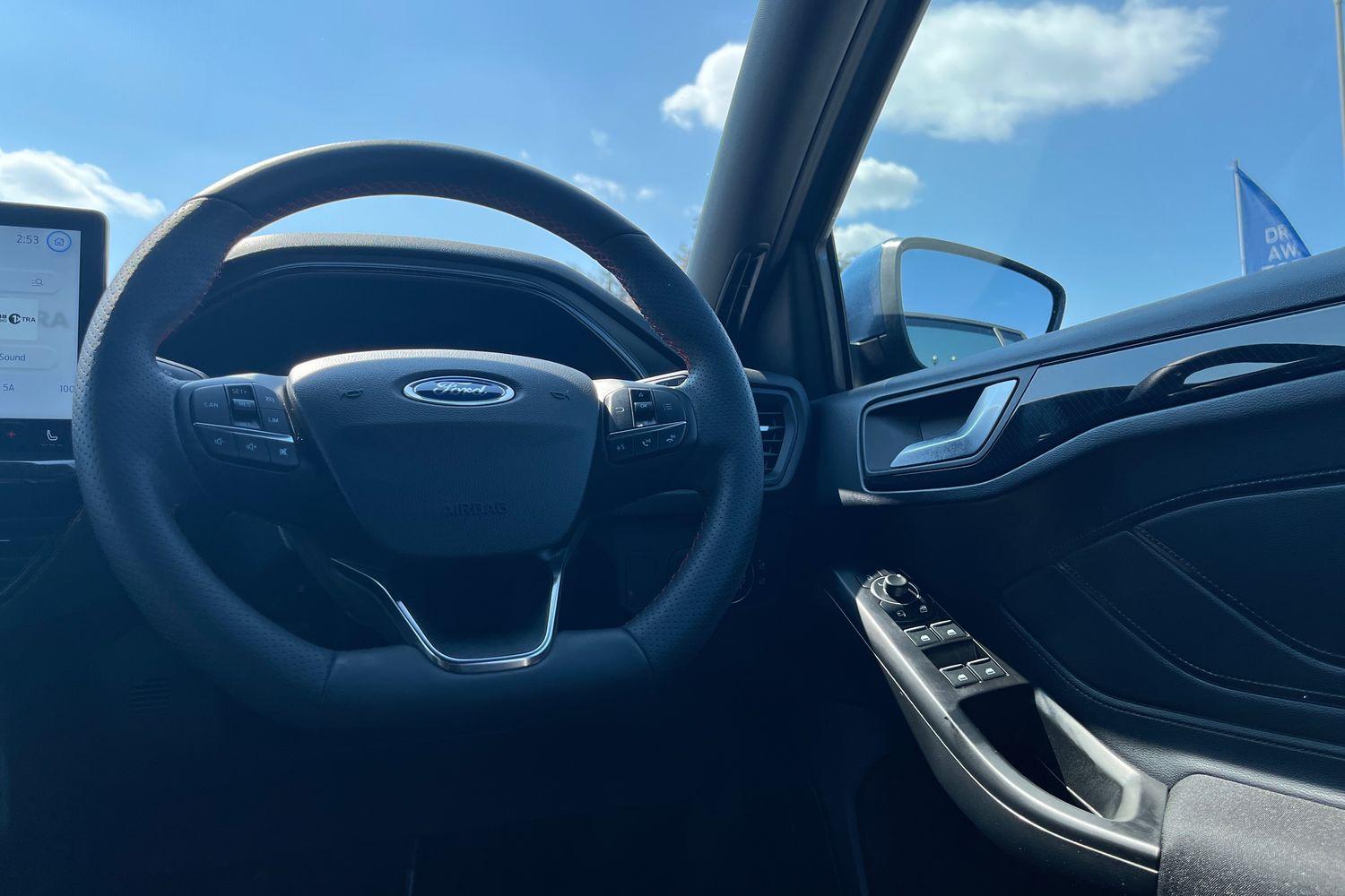 Ford Focus Photo 11