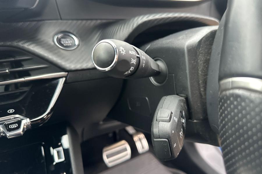 Peugeot 2008 Photo autoimg-53b303d9d86cd649c45529f704a782101f2d9c75.jpg