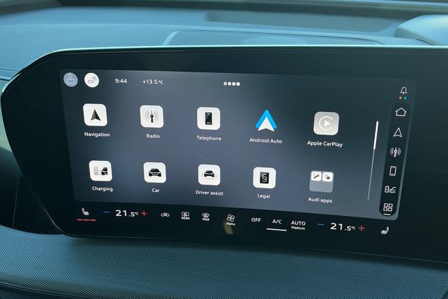 Audi Q4 Photo 14