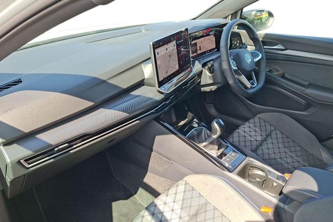 VOLKSWAGEN Golf Photo 2