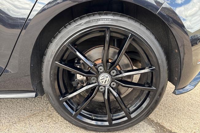 VOLKSWAGEN Golf Photo 28