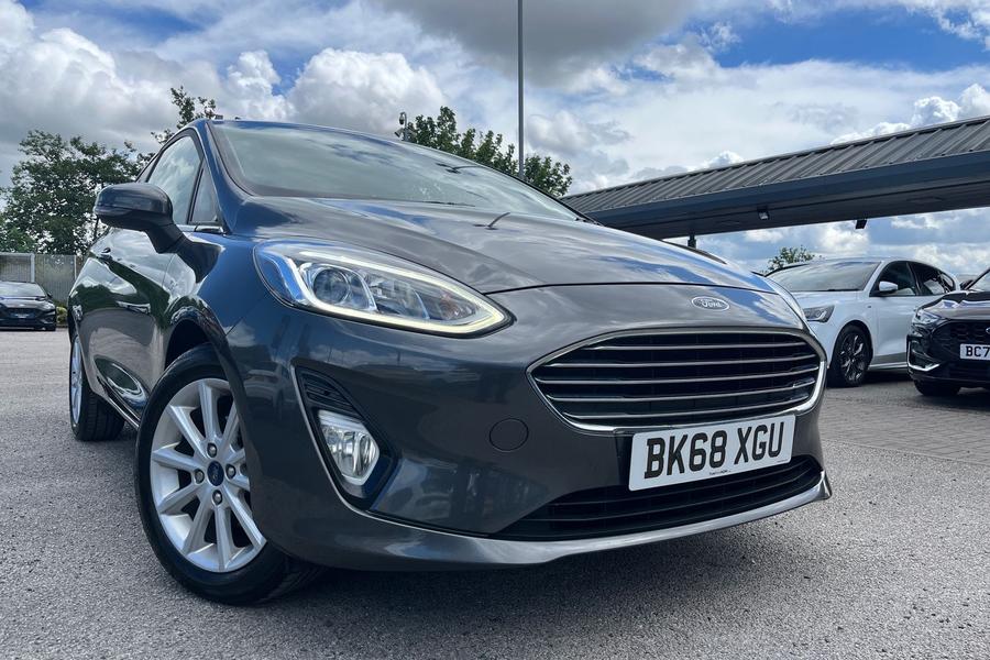 Ford Fiesta Photo autoimg-53bd5d7e32e134a1ef55520a27047c4a0df9c6b7.jpg