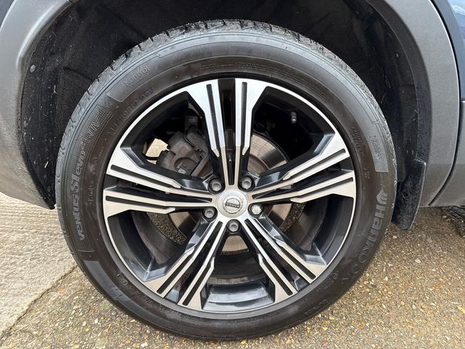 VOLVO XC40 Photo 42