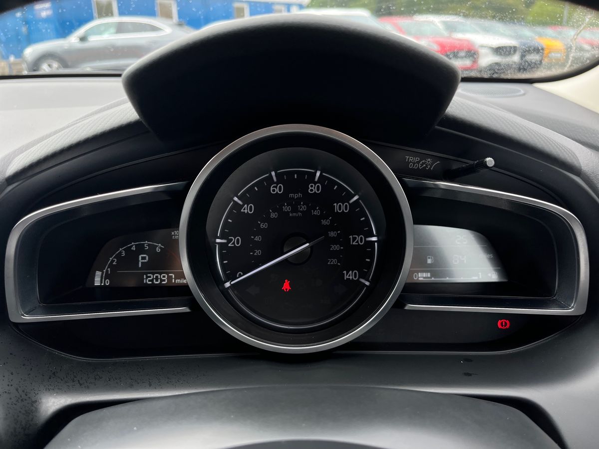 Mazda Mazda2 Photo 41