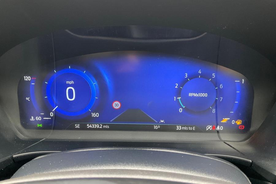 Ford KUGA Photo autoimg-53c39ef5c3a7efaf21813d651ea65e057fb1fce4.jpg