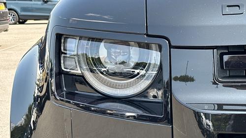 Land Rover Defender Photo autoimg-53c4a74f0dcac6d63a3d52297b27be63cde67fd1.jpg