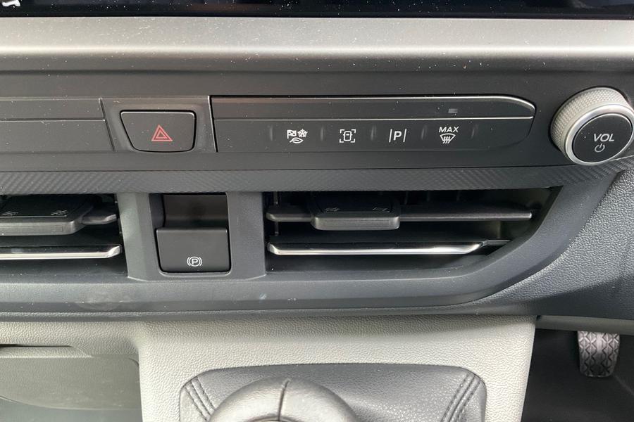 Ford TRANSIT CUSTOM Photo autoimg-53c59260168c87bca01f996f9db3f8a5d565a596.jpg
