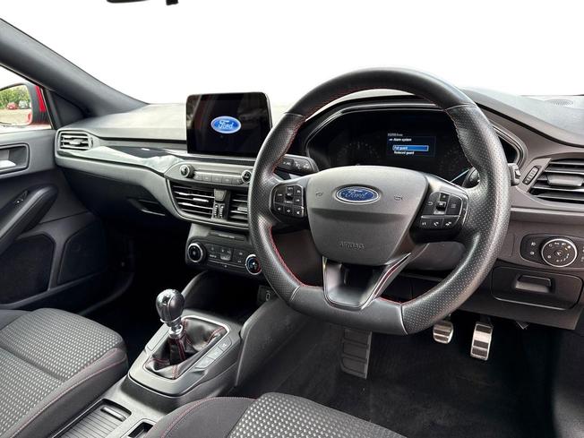 FORD Focus Photo 6