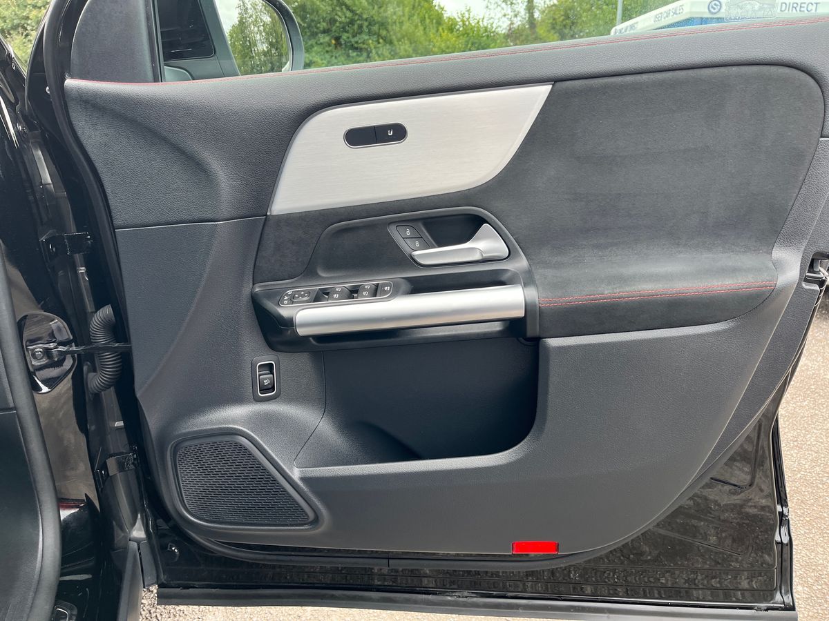Mercedes-Benz EQA Photo 27