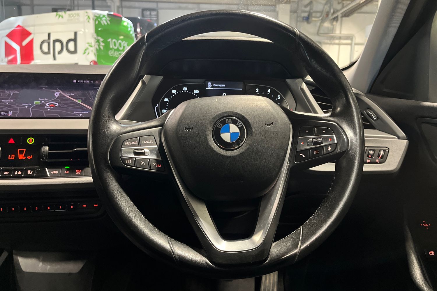 BMW 1 SERIES Photo 11